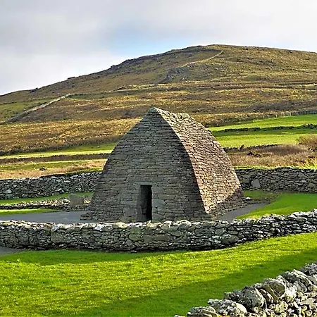 Ceann Sibeal 3*