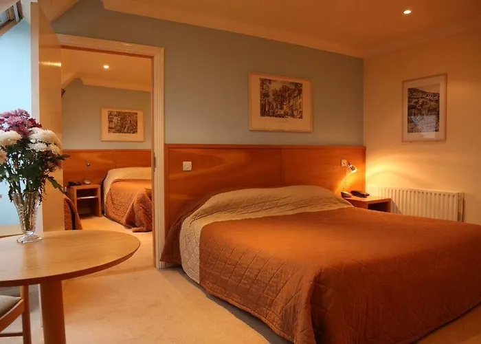 Ceann Sibeal מלון 3*