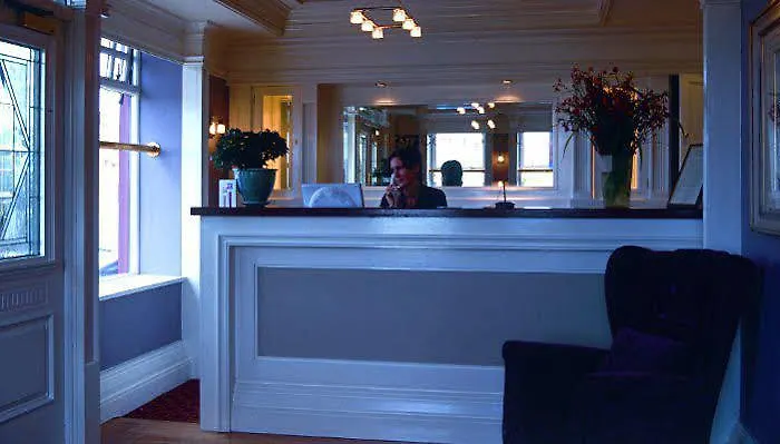 Ceann Sibeal 3* באליפריטר